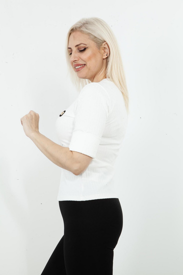 Sabra elegancka bluzka damska z naszywką O09KW4898 - ecru