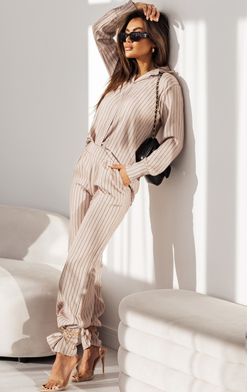 Elegancka koszula damska w paski 8254A - beżowy
