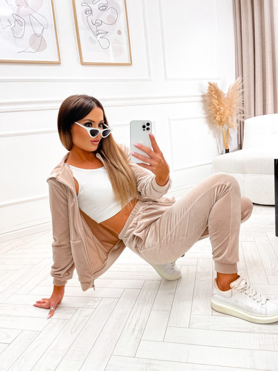 Welurowy komplet dresowy z bluzą na zamek - beżowy