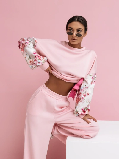 Elegancki komplet dresowy damski z wiskozy w kwiatowy wzór 557