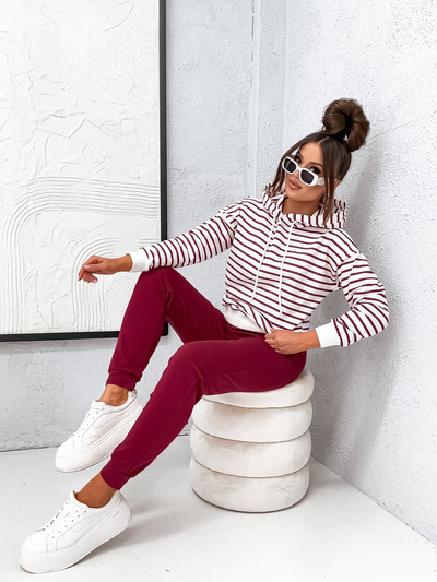 Bawełniany dres damski bluza w paski + jednolite spodnie 82173 - bordo