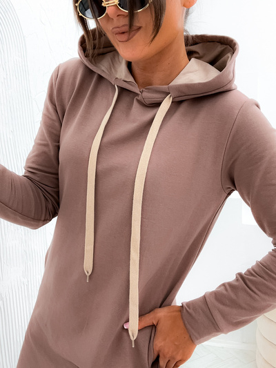 Bawełniana sukienka z kapturem 769 - cappuccino