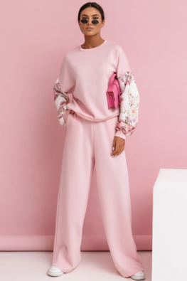 Elegancki komplet dresowy damski z wiskozy w kwiatowy wzór 557