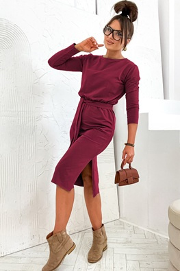 Sukienka bawełniana za kolano z rozcięciem na boku 773 - bordo
